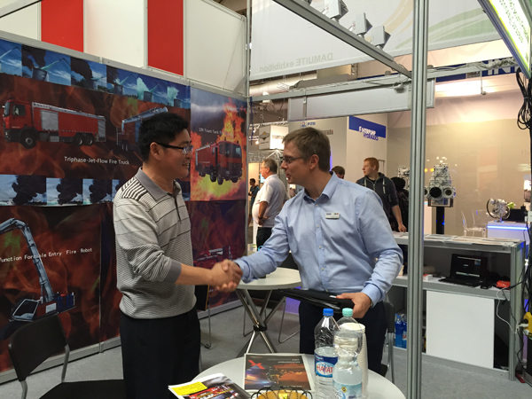 ����չ��(hu��)